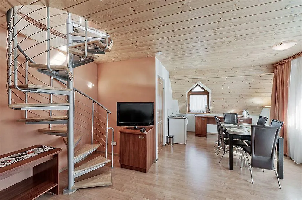 Aparthotel Delta Zakopane 3*,